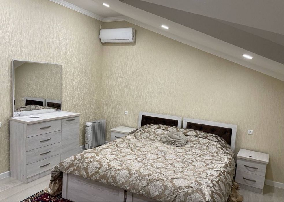 Квартира в аренду срочно сдается по низкой цене! Юнусабаде успейте!