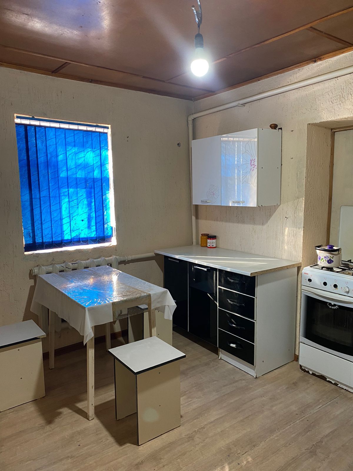 5-ти комн. дом в районе Шымбай  4 соток