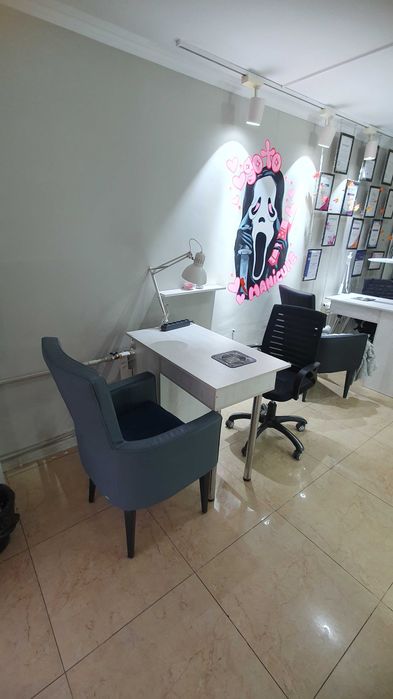 Сдается маникюрное/педикюрное место в действующем салоне