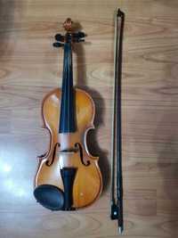 Vând vioară REGHIN 1/4 pt. copii, an fabricație 1992, 500 lei