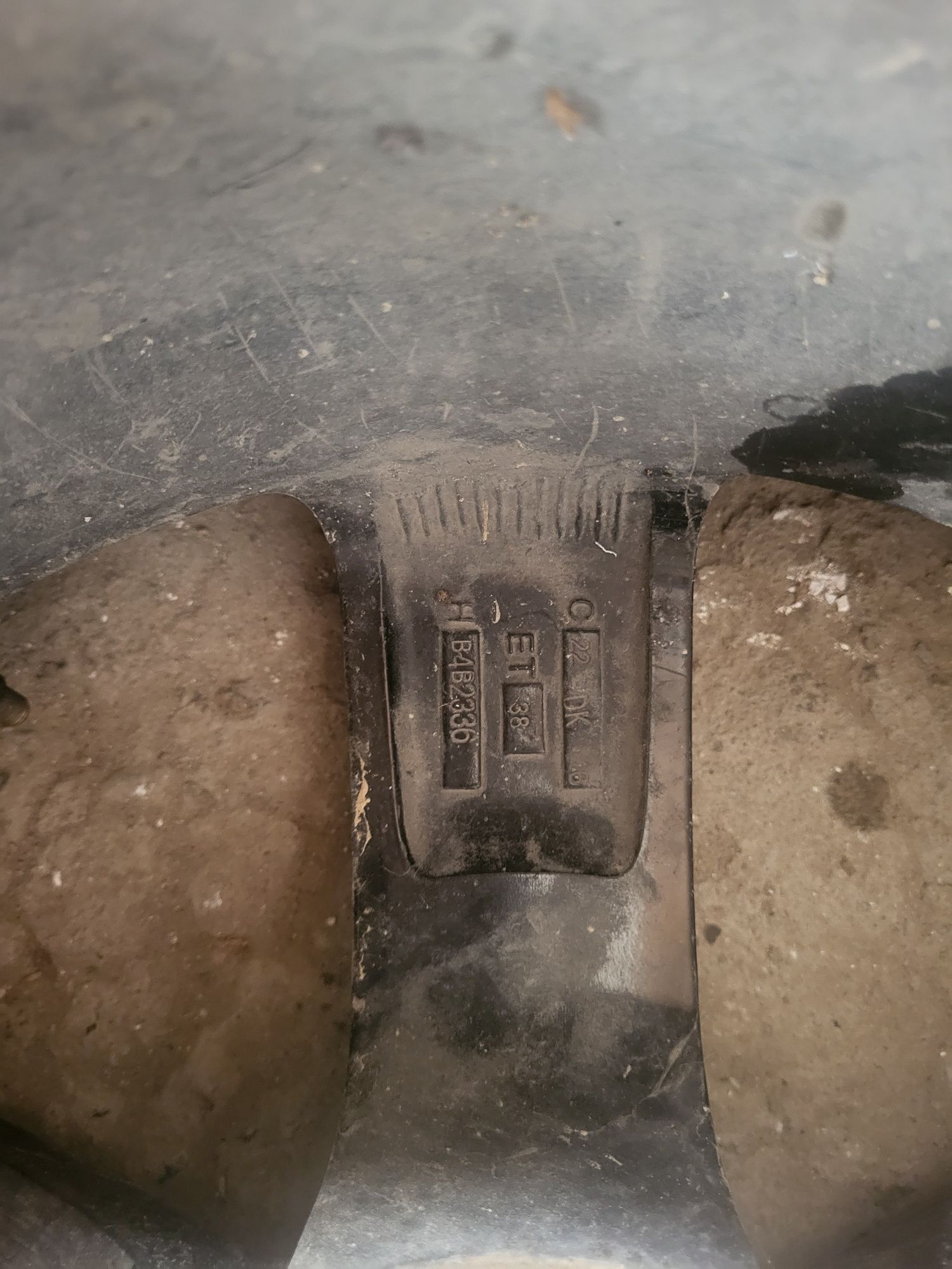 Диск и шина Dunlop Grandtrek R17