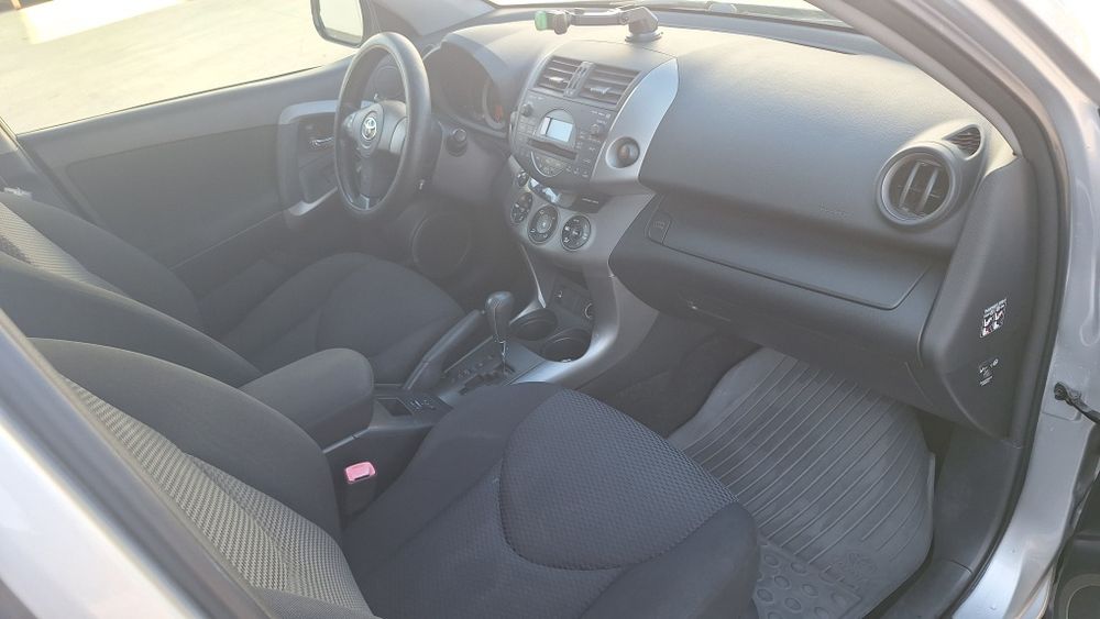 Toyota Rav 4 2007 2.0 Автоматик ГАЗ 4х4