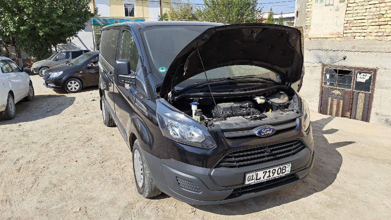 Ford transit custom