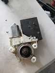Motoras geam pivotant stanga fata VOLVO V50 MW, 545 2003 - 2012 30737677