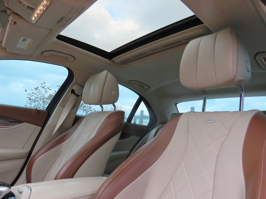 Mercedes-Benz E300 9g AMG-PACK FACE