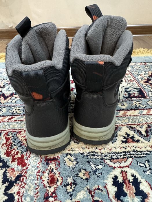 Продам обувь зимнюю