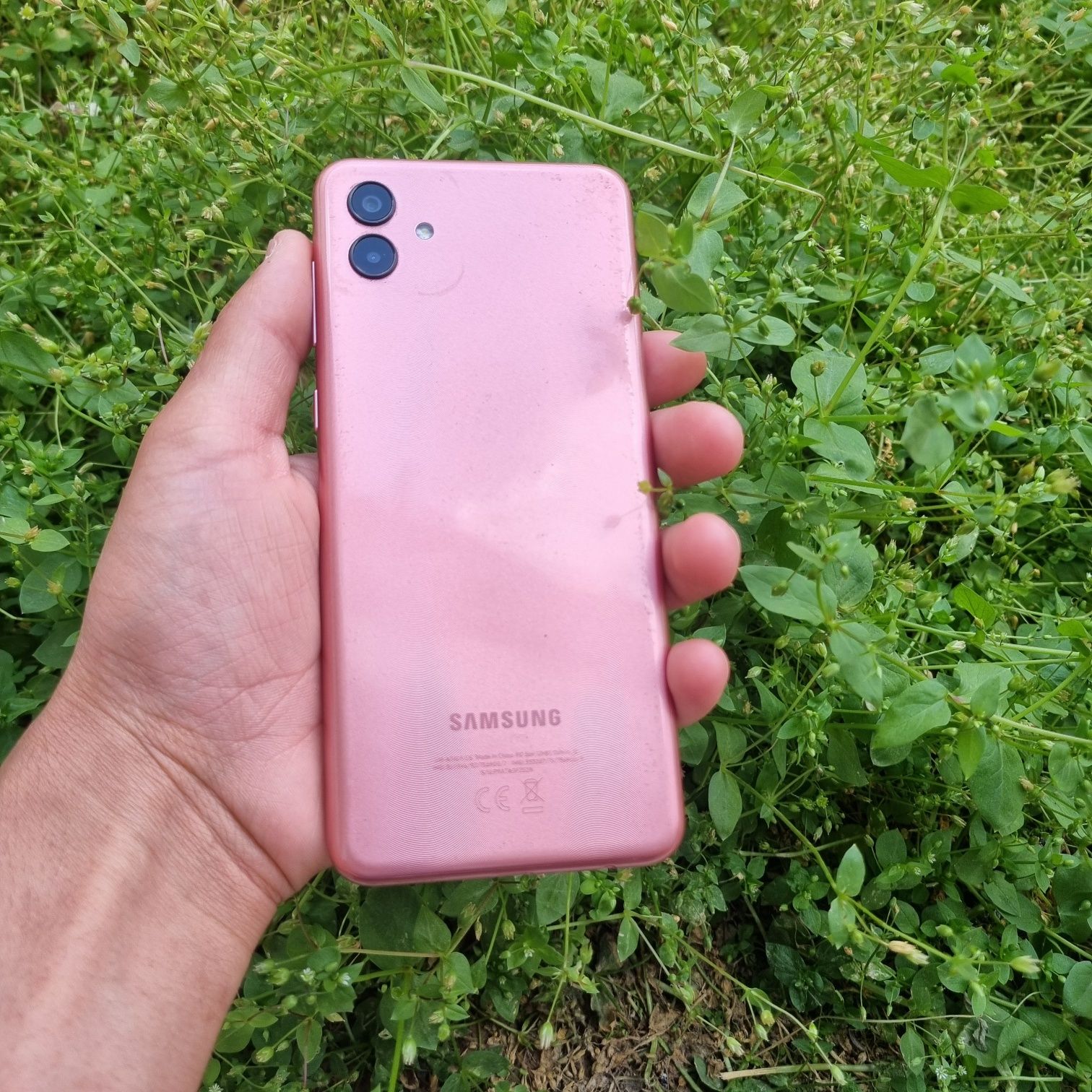 Samsung Galaxy A04 sotiladi ideal karobka dakument