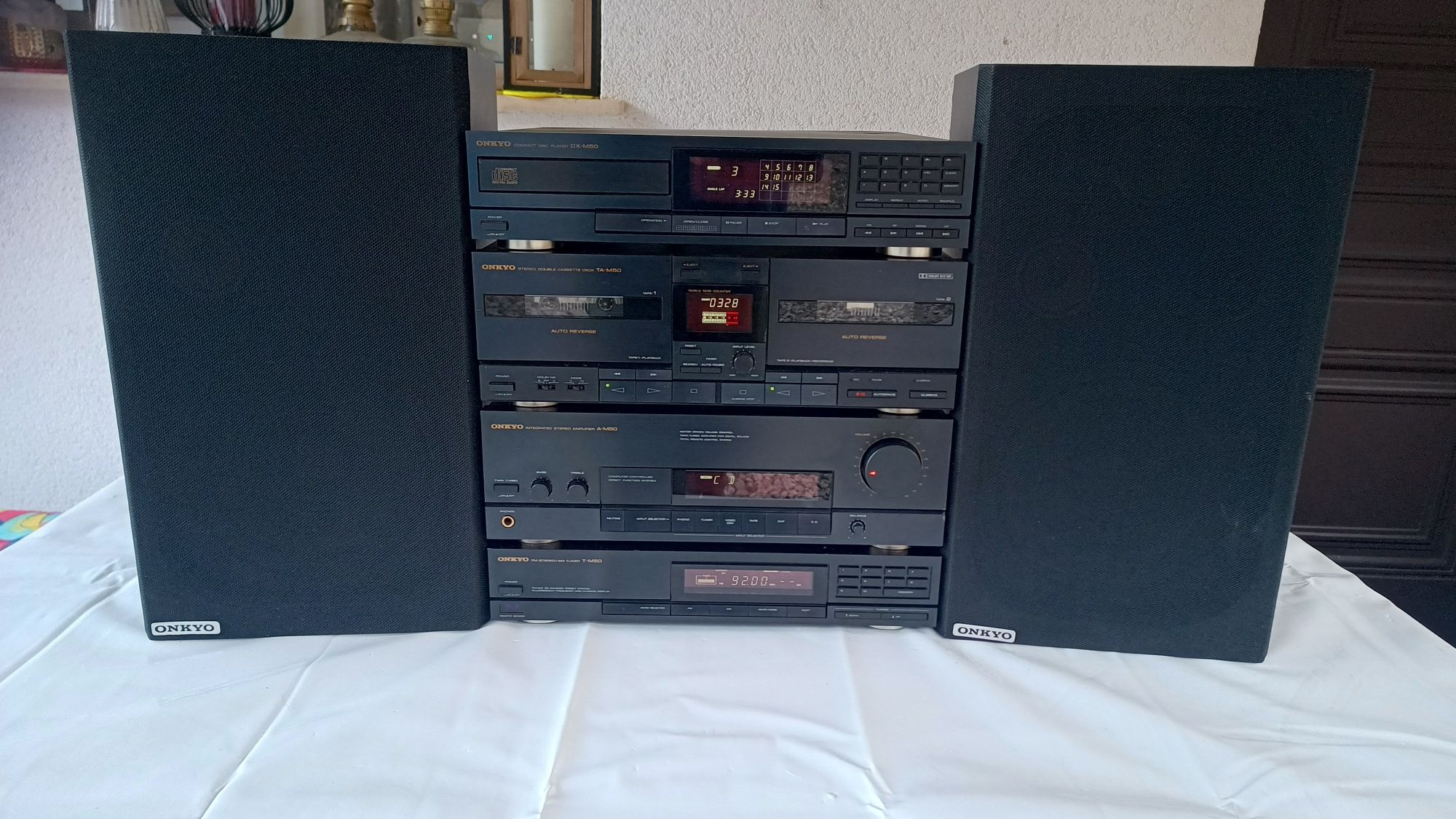 Linie Onkyo cu Boxe
