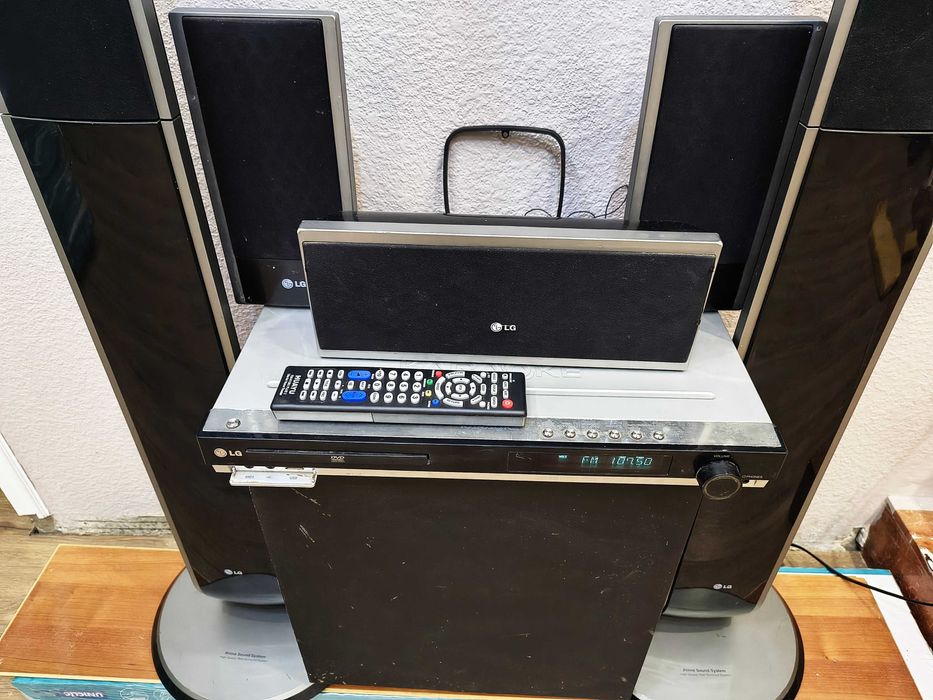 Bluetooth адаптер USB/FM/LG САУНДБАР Домашний кинотеатр. пульт.