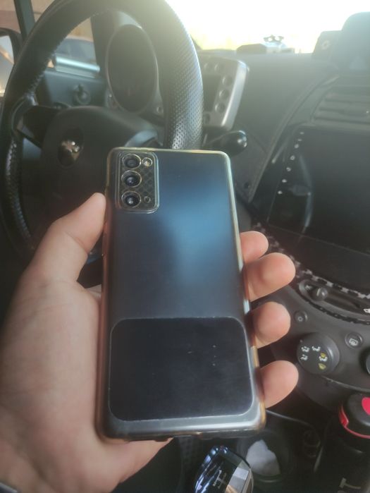 Samsung Galaxy s 20 FE. 6/128