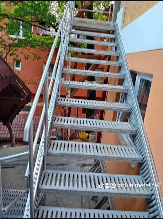 Confectionam scarii metalice zincate exterioare și pentru incendii , p