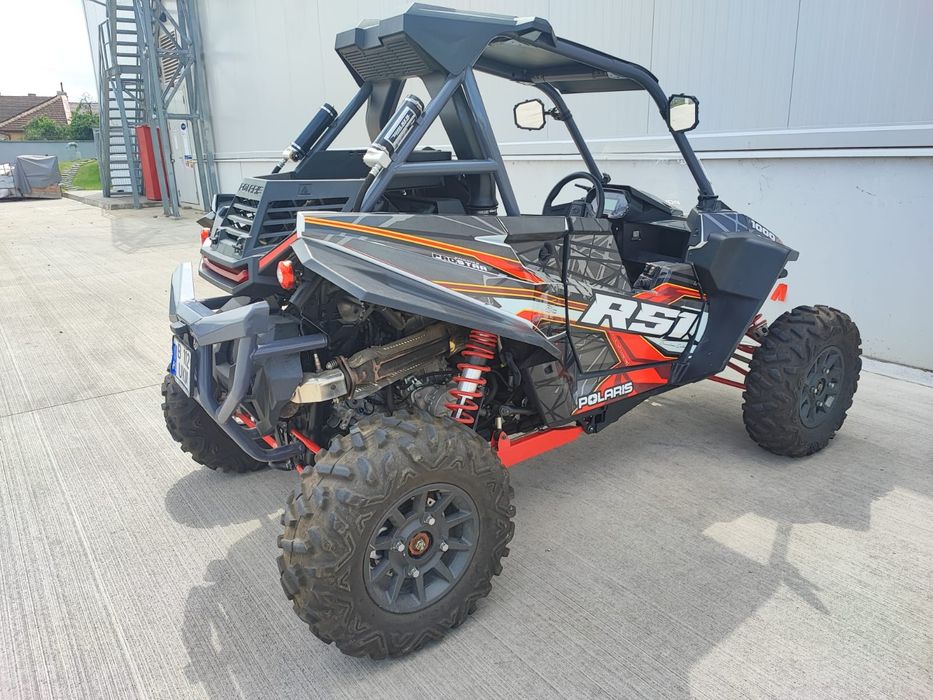 Polaris  RZR   RS1