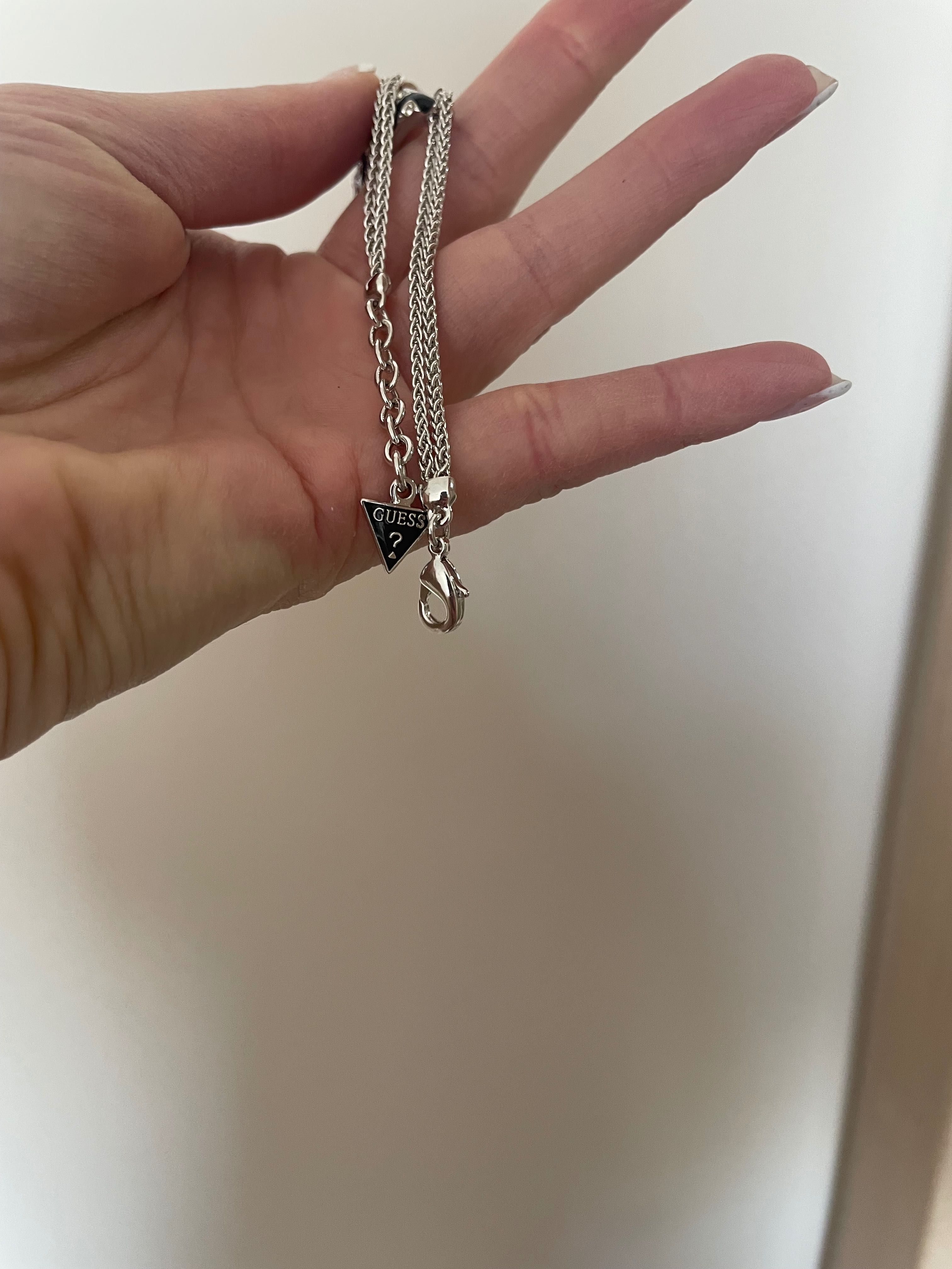 Дамска гривна Guess