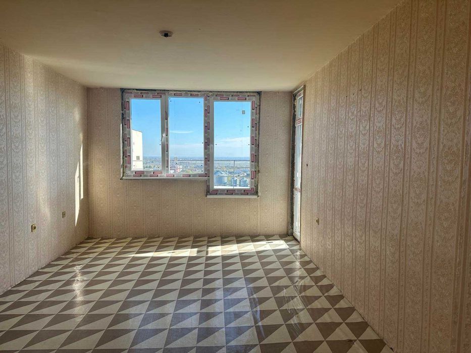 Продава се Тристаен апартамент в Стара Загора, Три чучура - юг - 75 кв.м за 1187 €/кв.м - Снимка #2