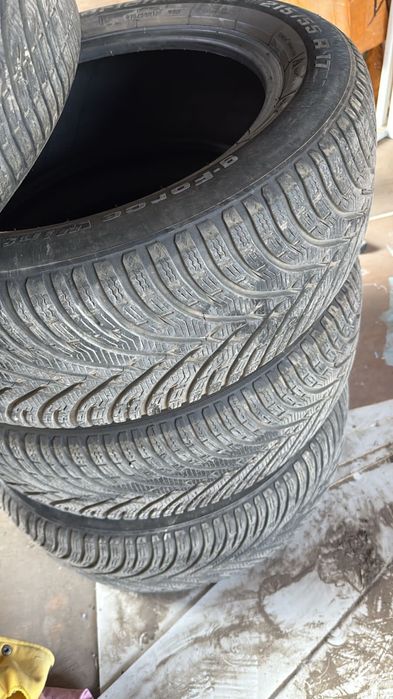 Зимние шины 215/55/17