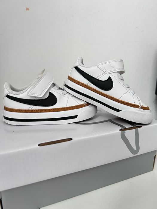 Adidasi copii Nike