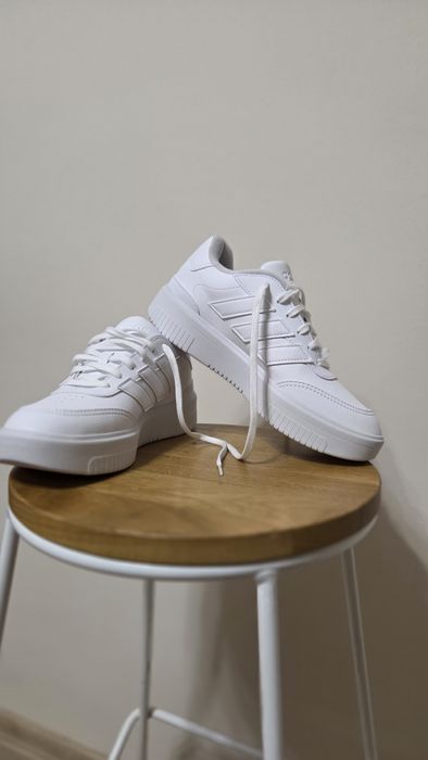 Маратонки Adidas