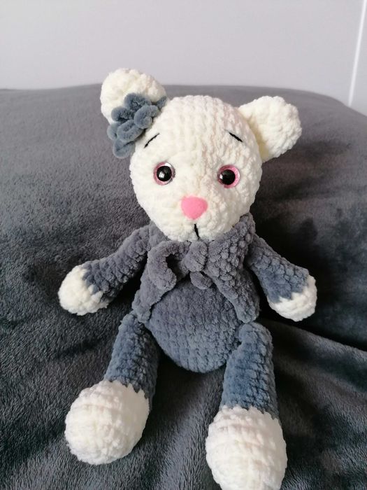 Плетени играчки на една кука