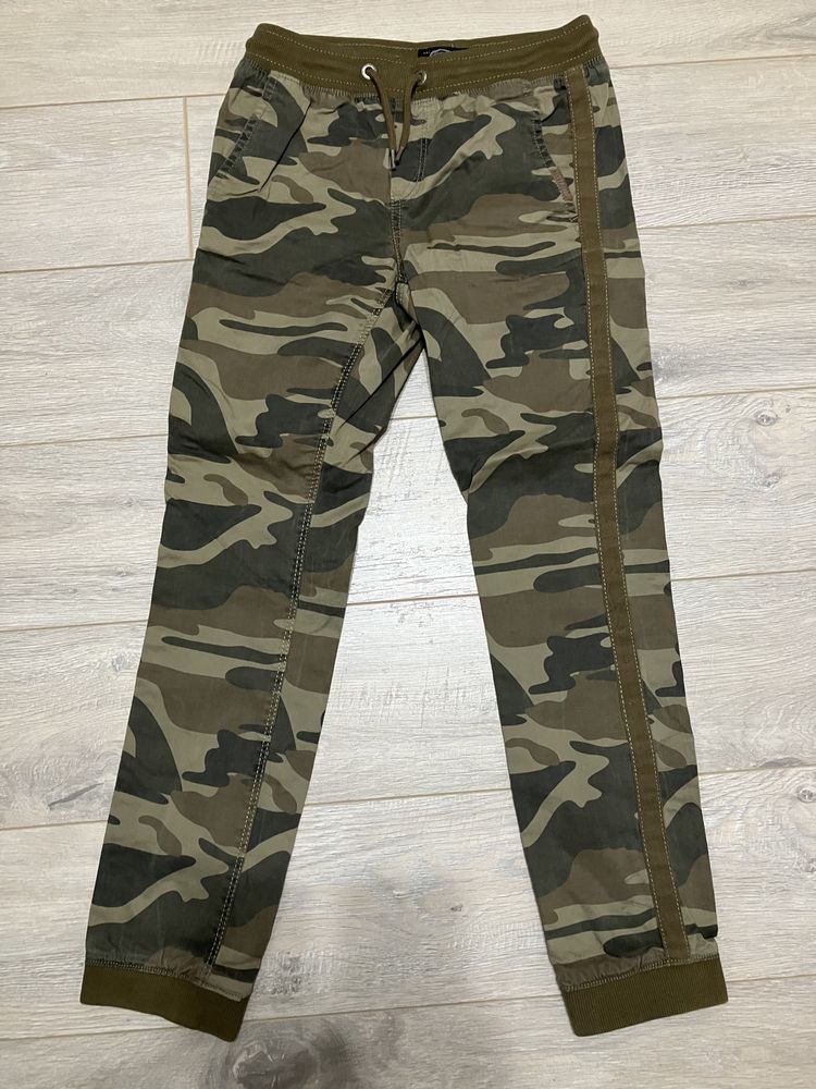 Pantaloni Zara C&A masura 140