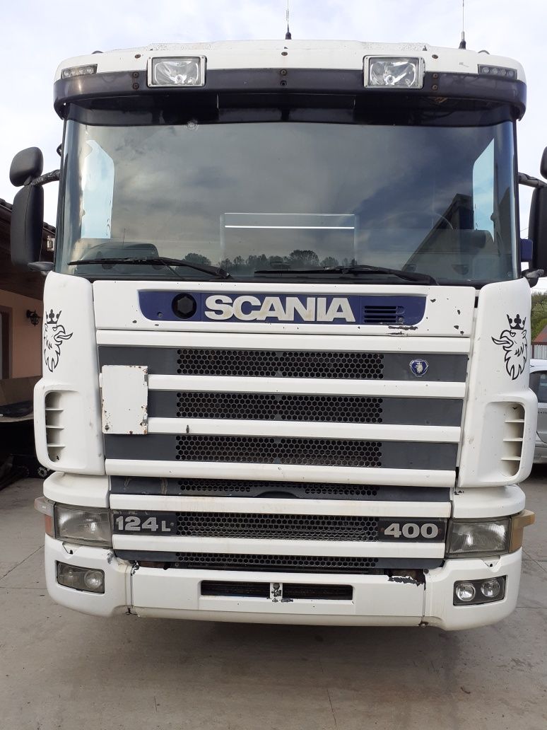 Vând față Scania