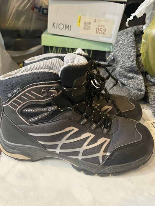 Водоустойчиви зимни обувки