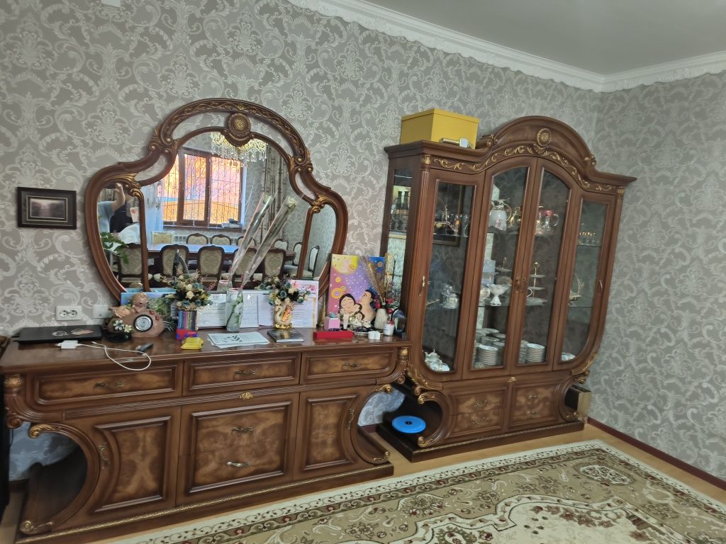 Комод стенка, сервант