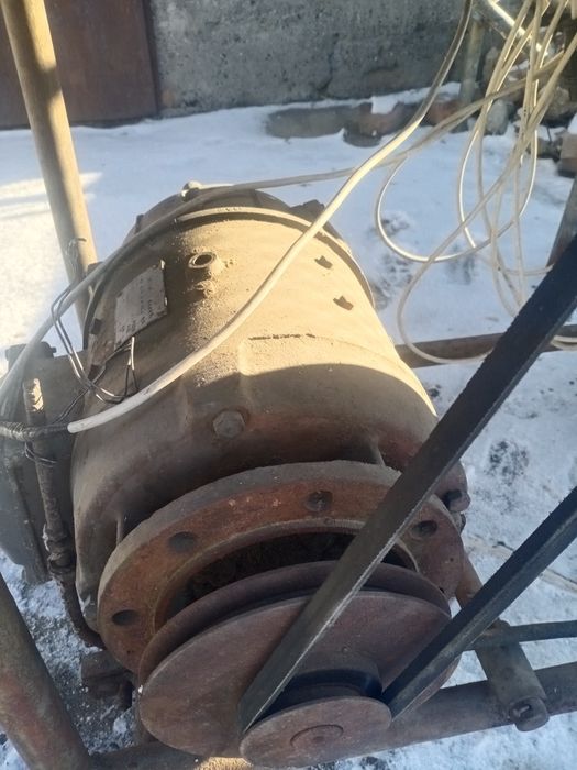 Электродвигатель советский рабочий