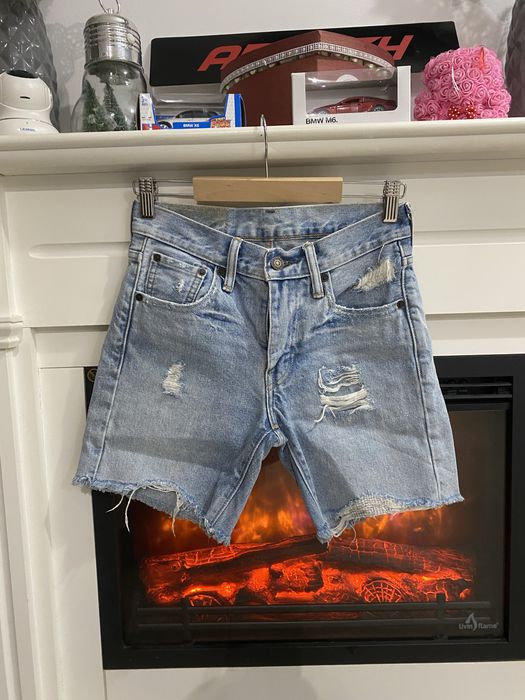 Blugi scurti Levi’s originali