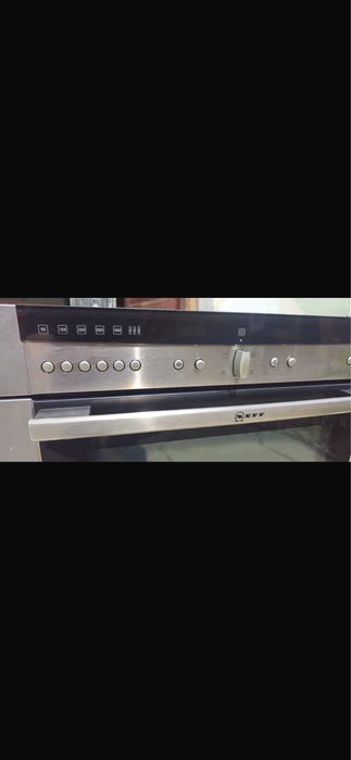 Cuptor electric incorporabil Neff