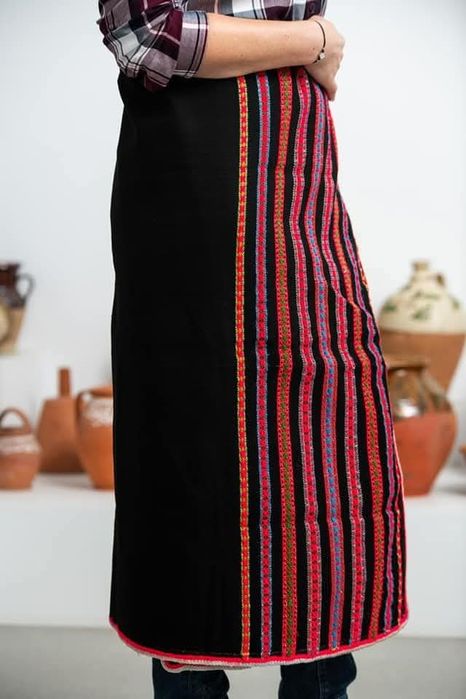 Catrință/fota/costum traditional/popular/ie/Moldova/țesut manual