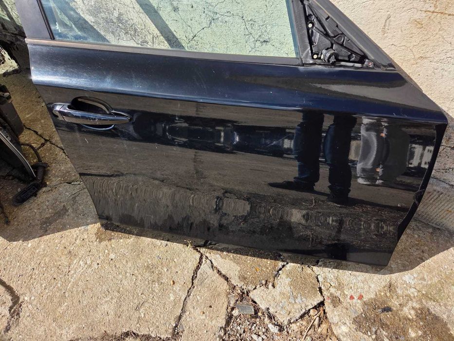 Usa dreapta fata neagra BMW seria 1 E87