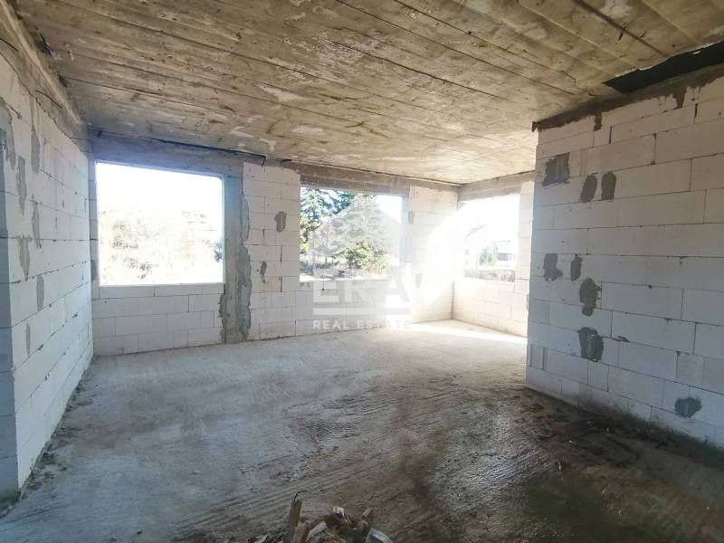 Продава се Къща в с. Кранево, Област Добрич - 378 кв.м за 344 €/кв.м - Снимка #8