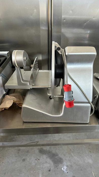 Feliator Bizerba VS 12 F cu plan vertical Drept lama de 330mm premium