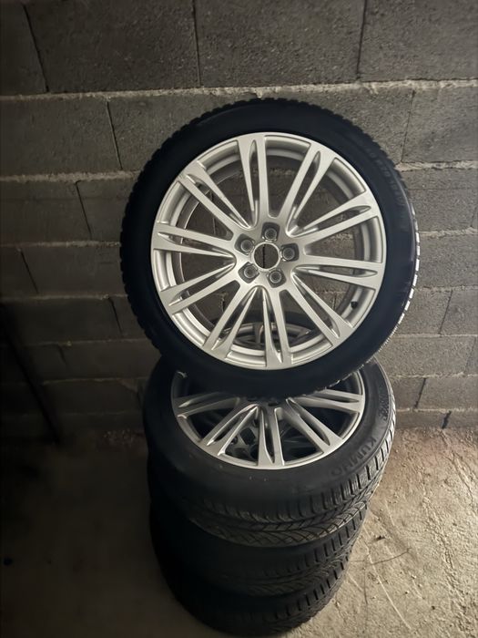 Jenti Q7  cu cauciucuri de iarna