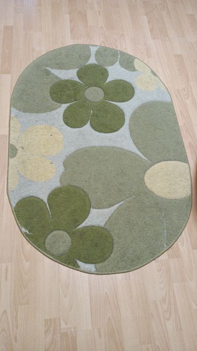 Малко зелено килимче