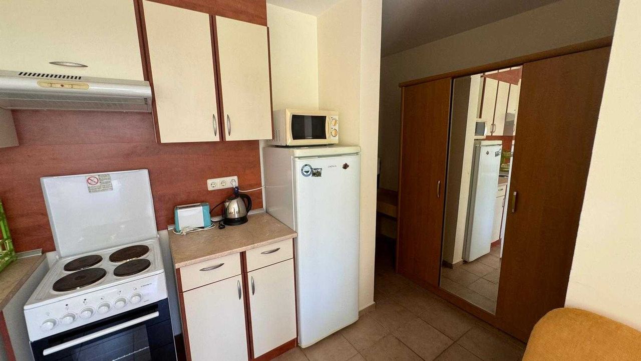 Продава се Двустаен апартамент в Свети Влас - 75 кв.м за 907 €/кв.м - Снимка #5