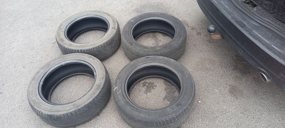 Anvelope 215x55x16. 100 lei toate 4.