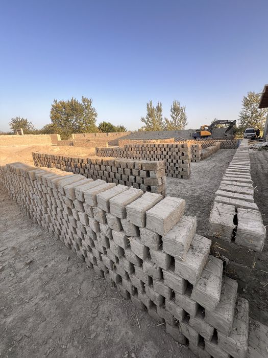 Лойблок сифатга ега размер 36x16 йетказиб бериш хизмати мавжуд .