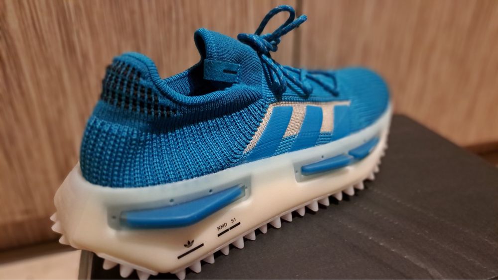 Adidas маратонки