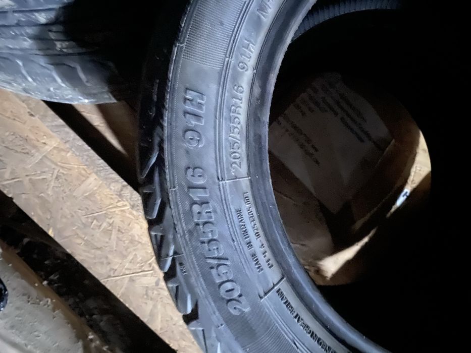 Зимние шины лепучка 205/55/16