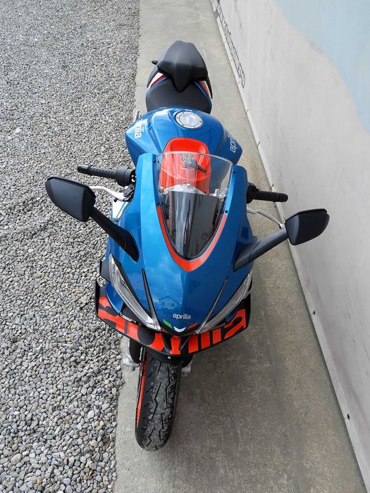 Motocicleta Aprilia RS 660 2025