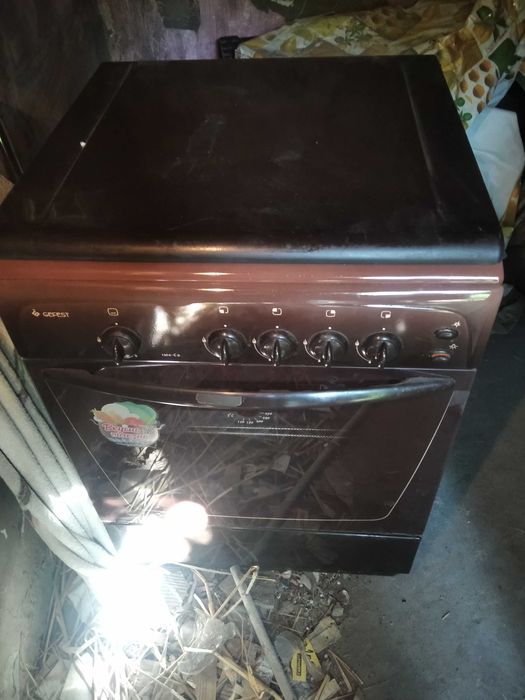 Газовая плита в идеадеально состоянии