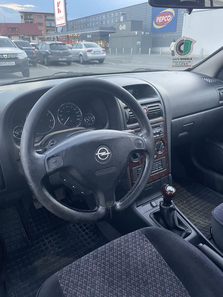 Opel Astra G sedan 1.8 16v, 116 CP