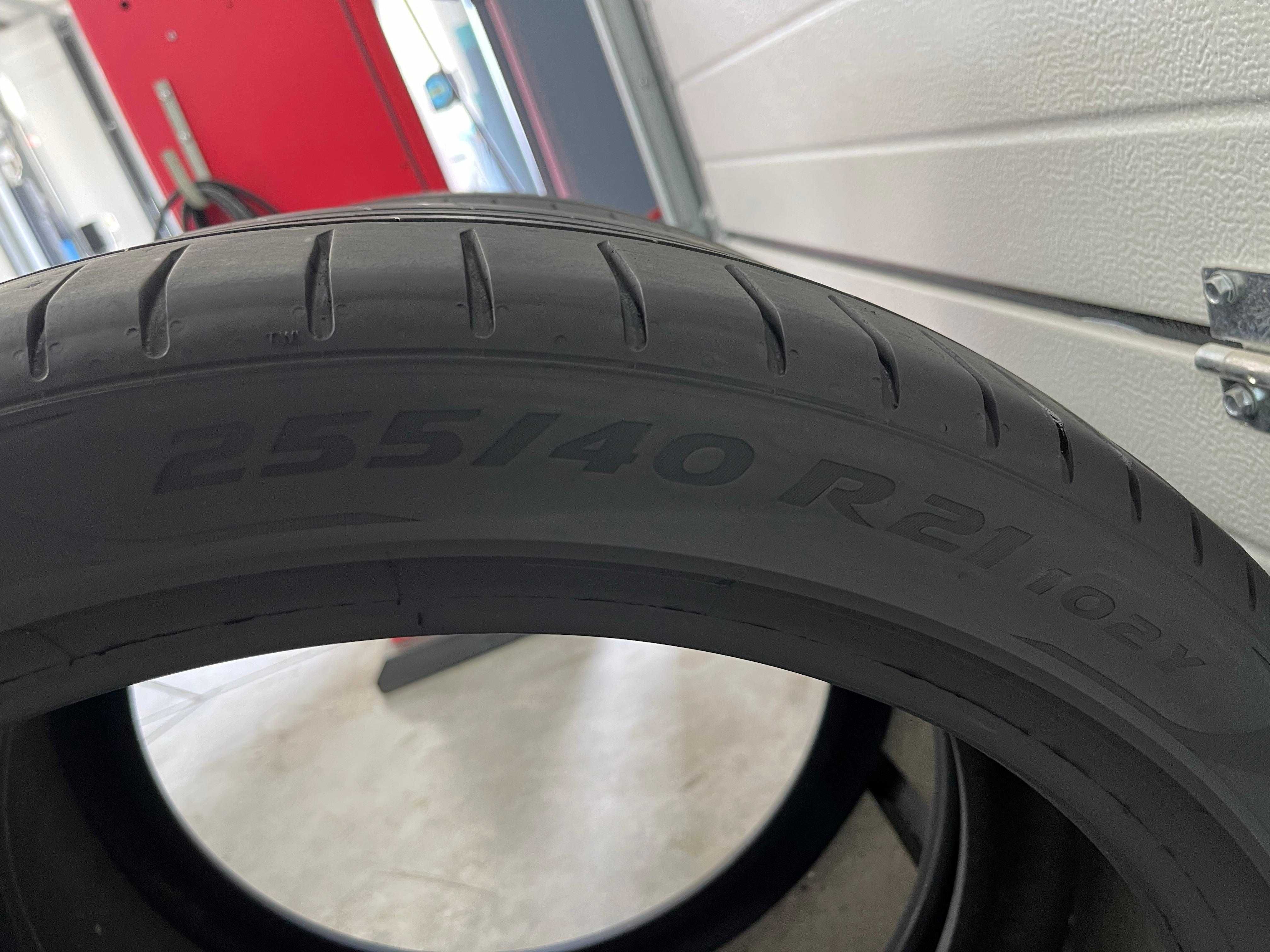 Anvelope 255/40R21 Pirelli