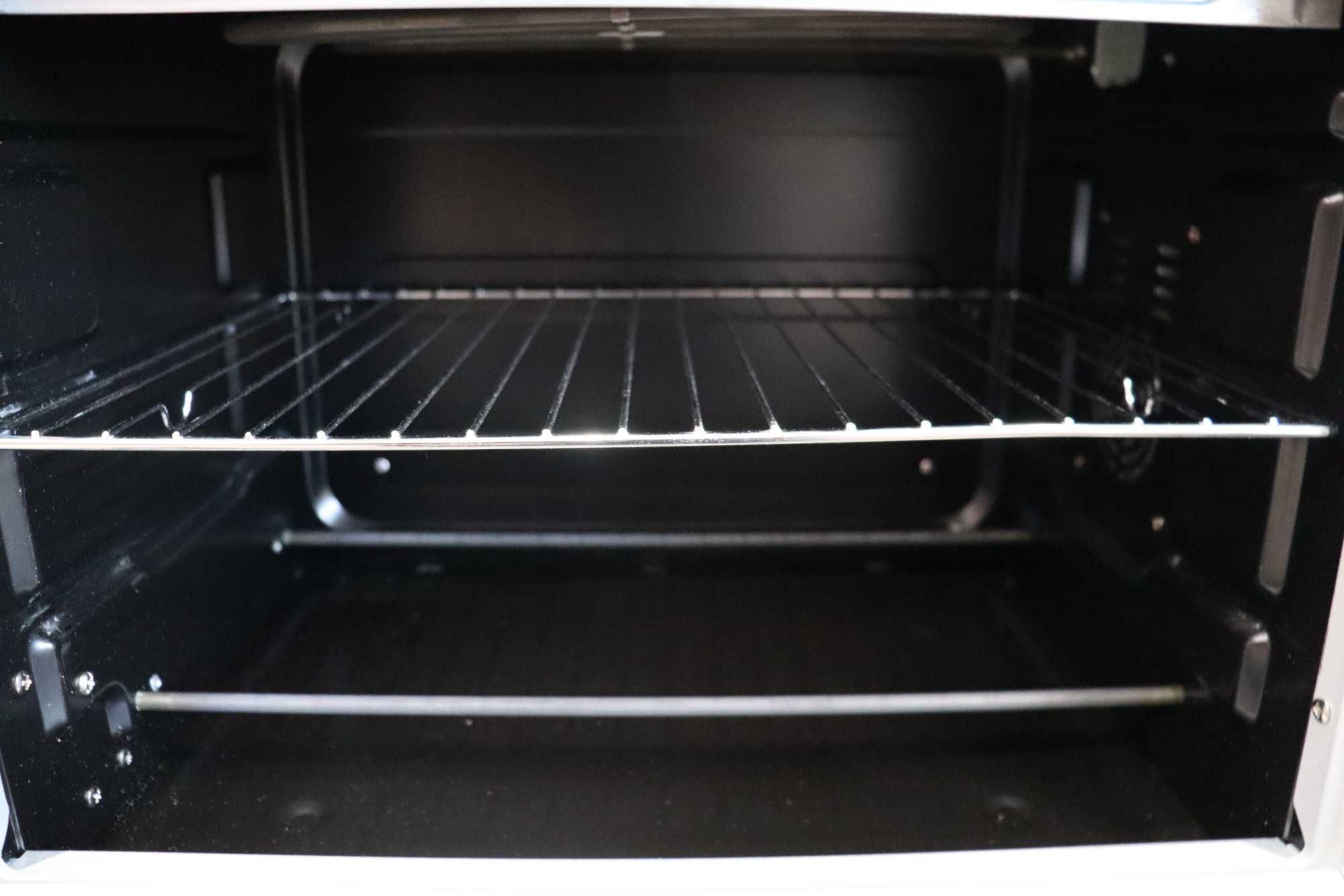 Мини фурна Grunkel HR‑38 Silver – 38 л, 2000 W с лек ДЕФЕКТ