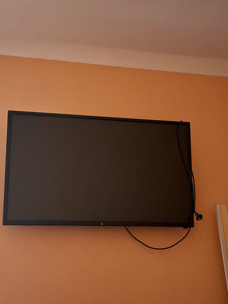Artel 43 talik qora rangli pulti yuq faqat