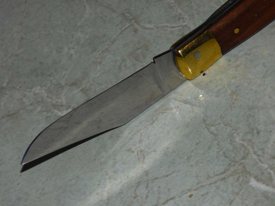 Briceag traditional maghiar Maskara lemn nuc negru Belencsák nou
