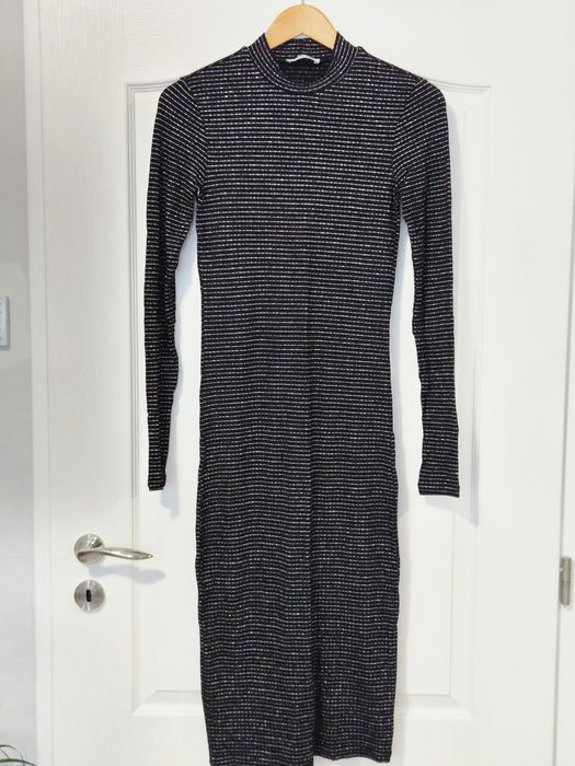 Дълга рокля по тялото