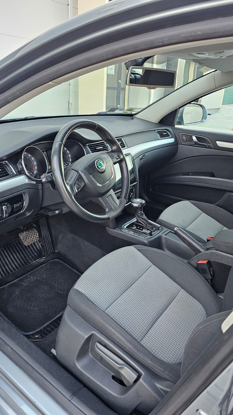 Vând skoda superb 2012 DSG euro 5