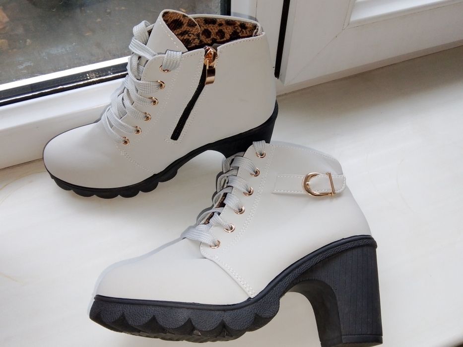 Продаю новые ботильоны